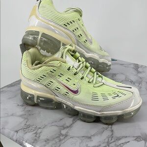 NIKE AIR Vapormax 360 Neon Green Sz 8.5 Athletic Lace Up Low Top Casual Cushion